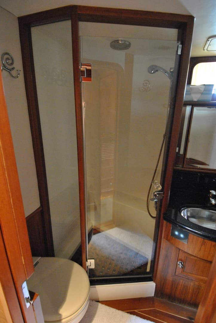 Guest Head Shower