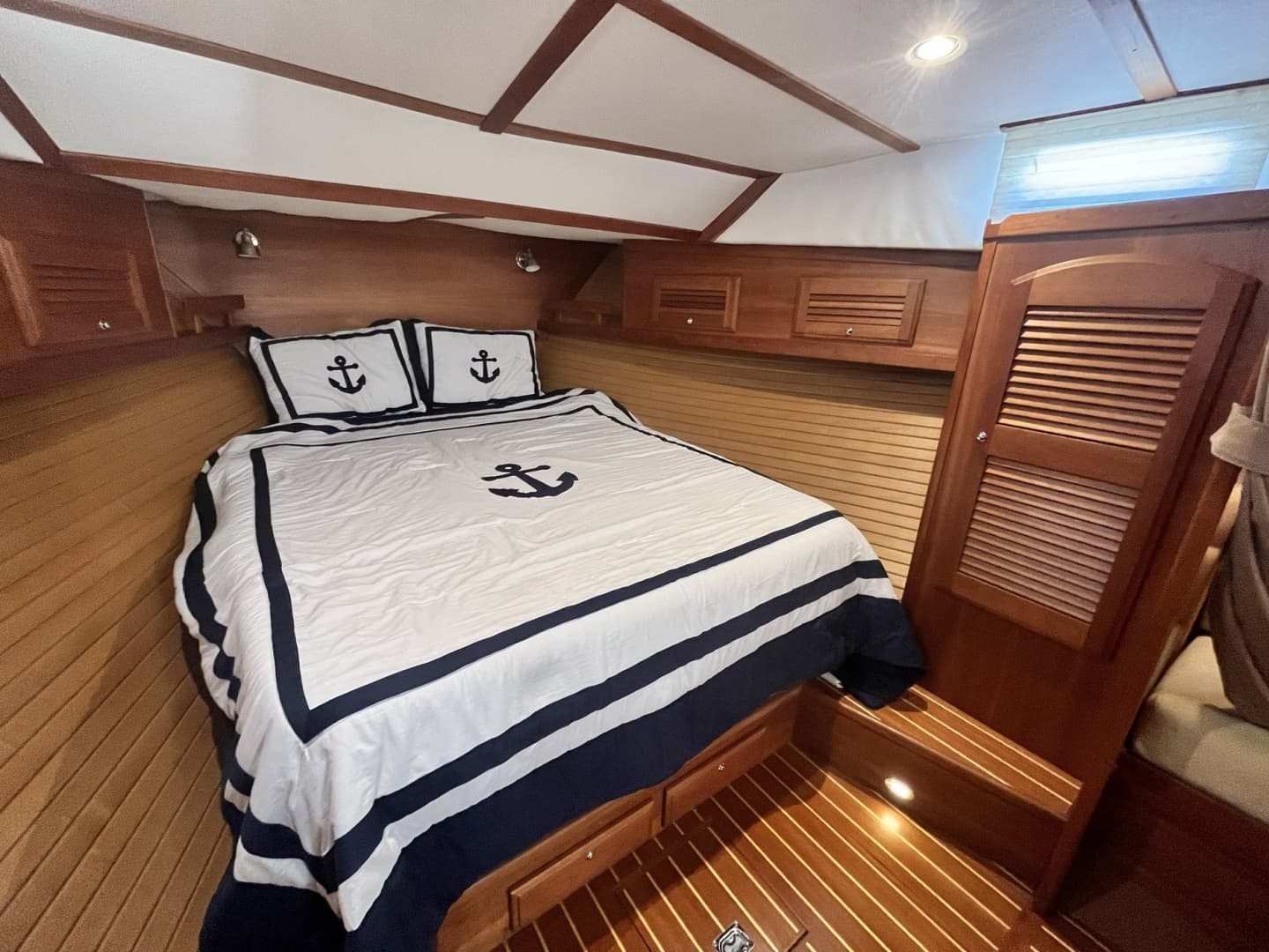 2007 Sabre 34 Express