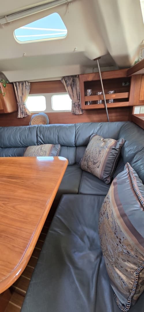 1998 Hunter 410