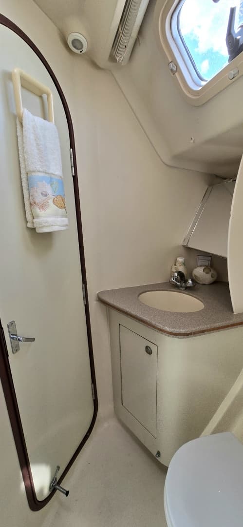 1998 Hunter 410