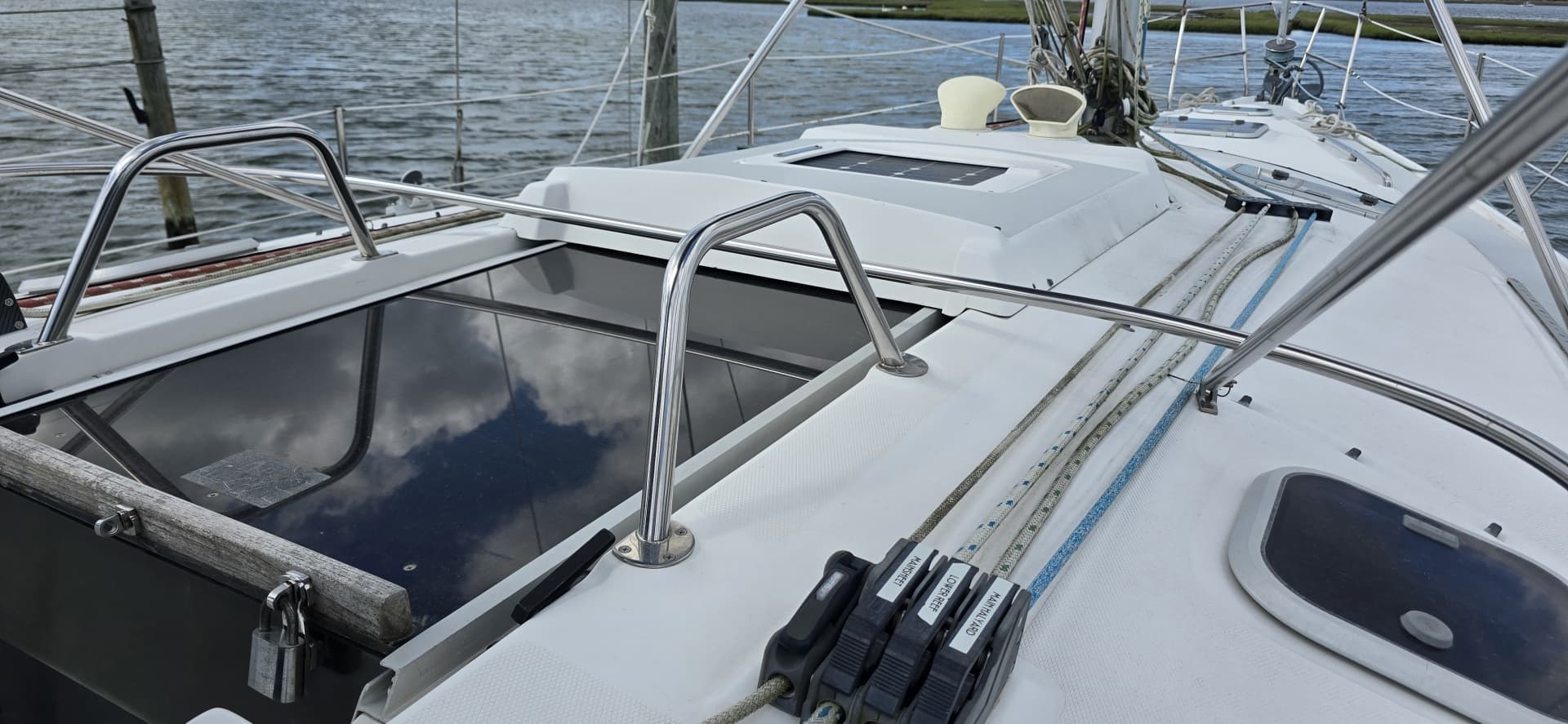 1998 Hunter 410