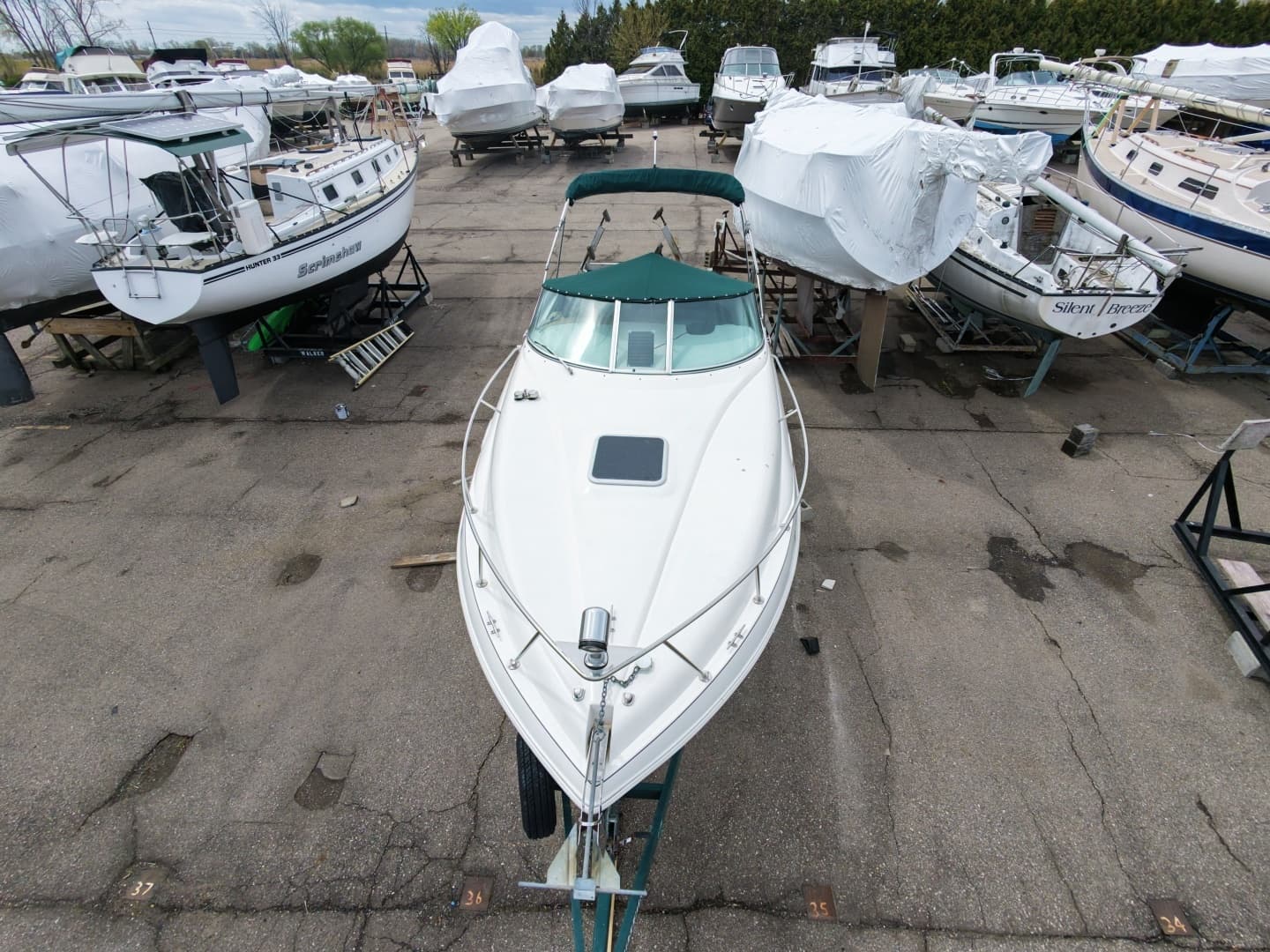1998 Rinker 266 Fiesta Vee