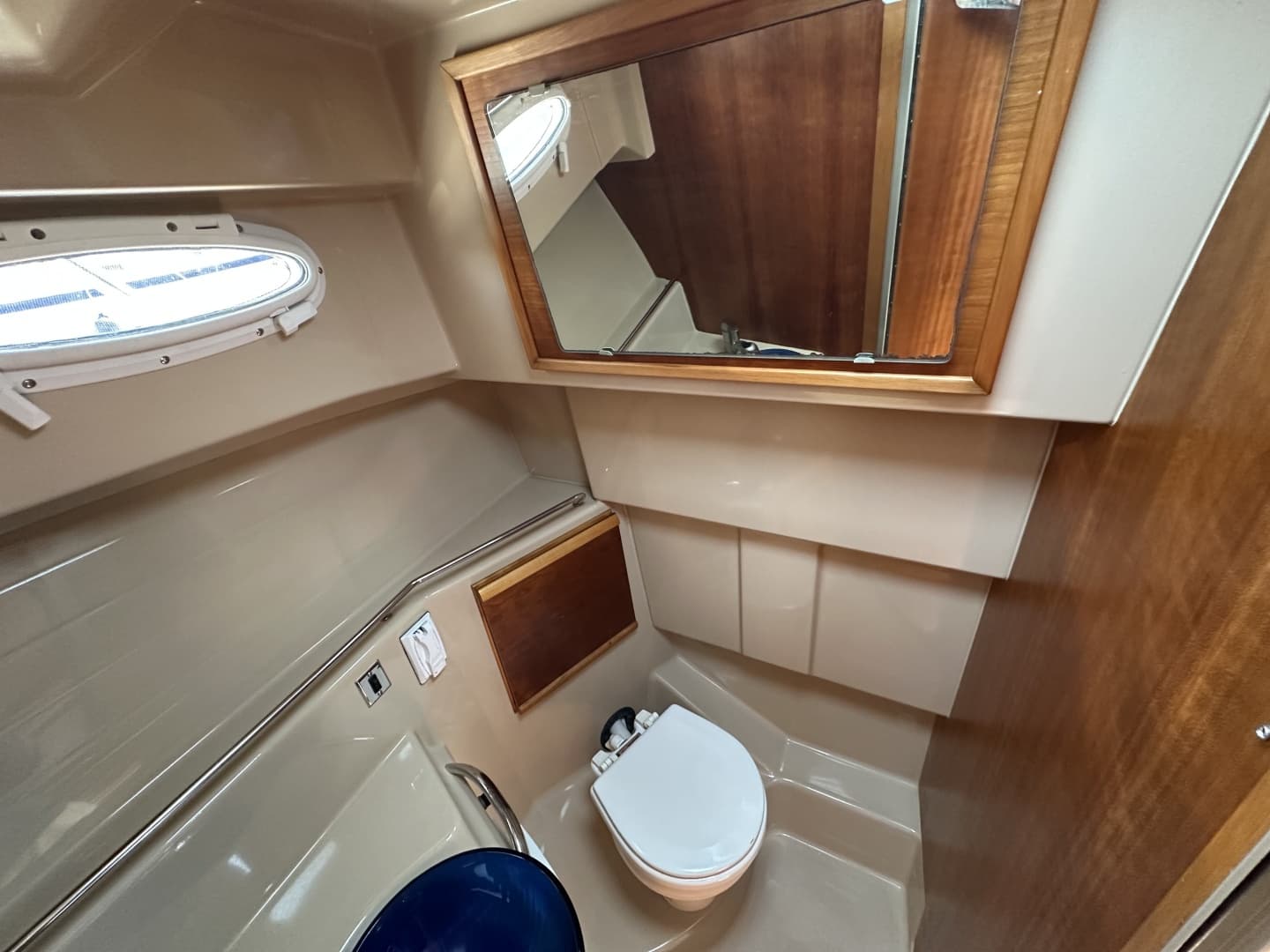 2016 Cutwater C-28 LE