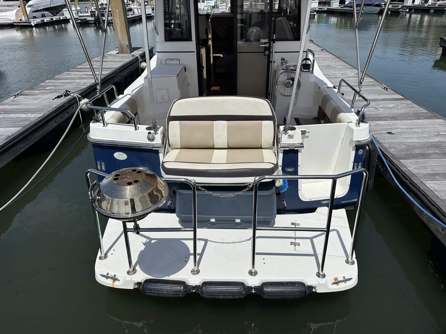 2016 Cutwater C-28 LE