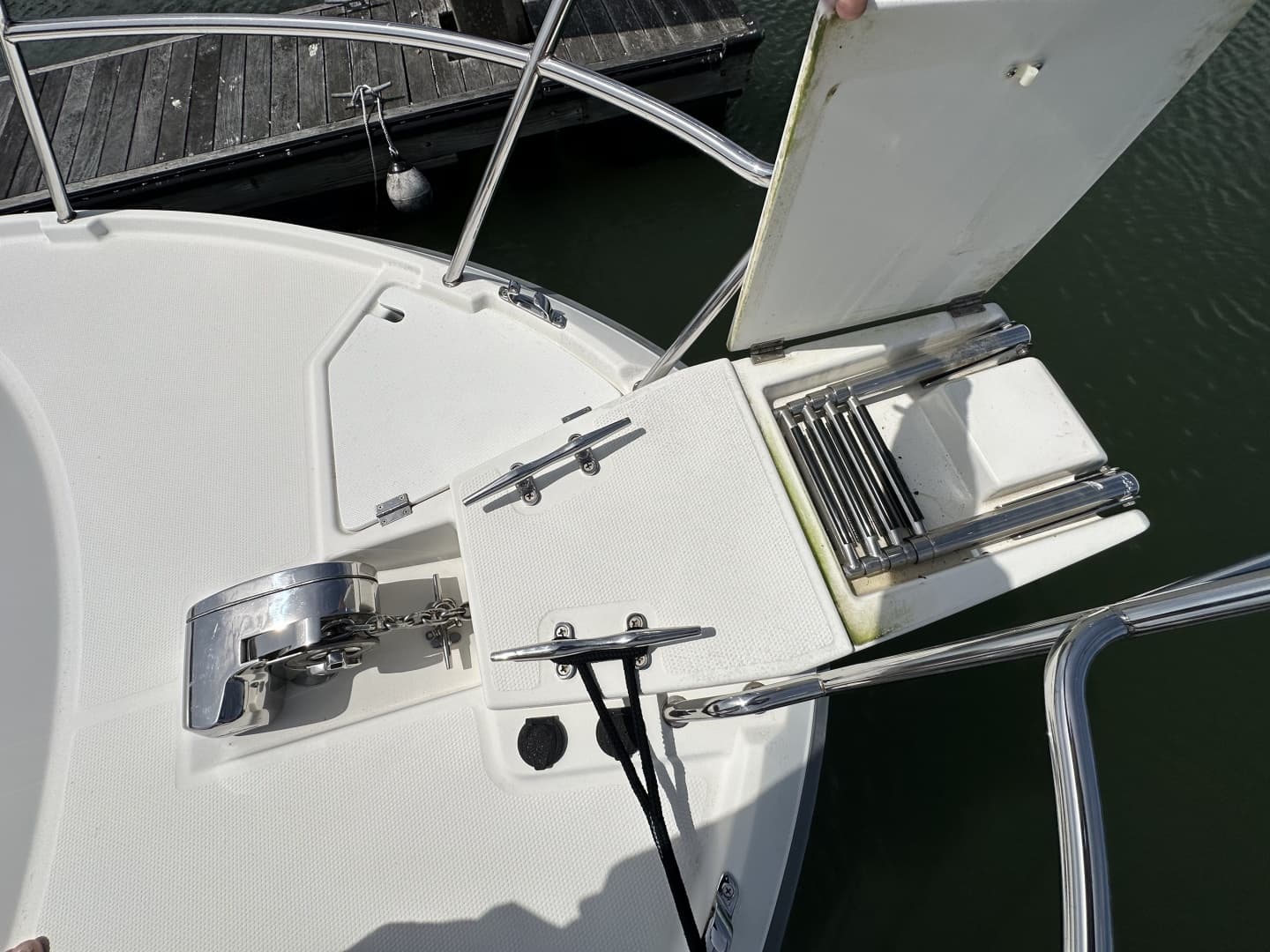 2016 Cutwater C-28 LE
