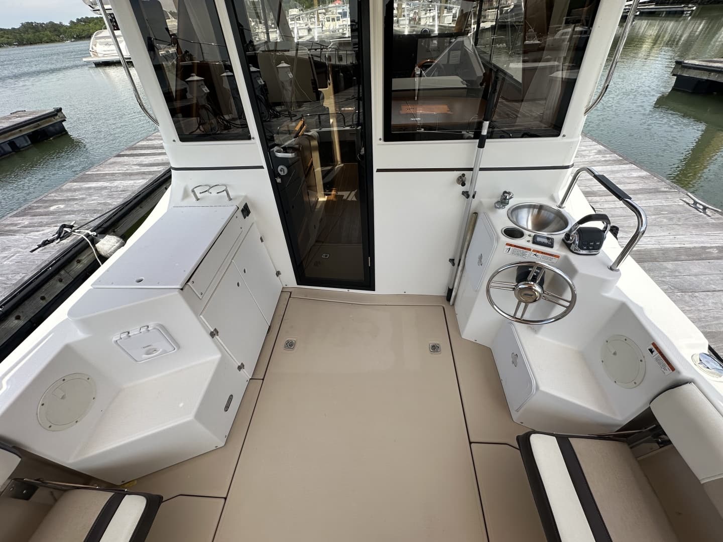 2016 Cutwater C-28 LE