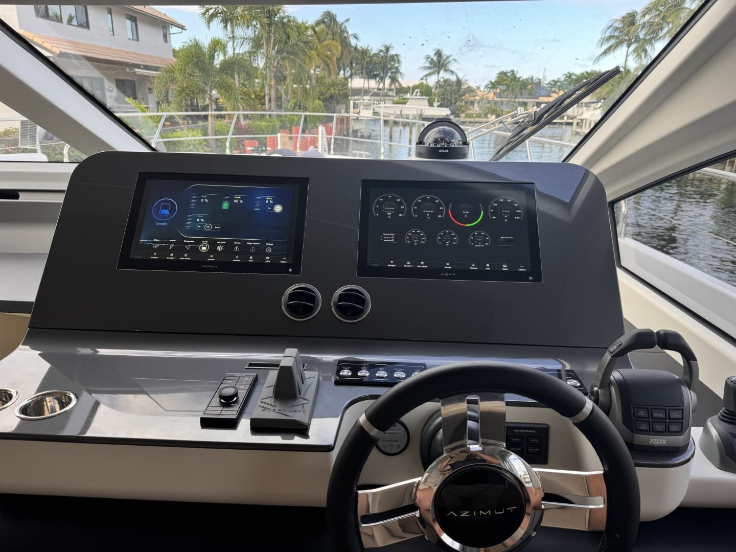 2025 Azimut 