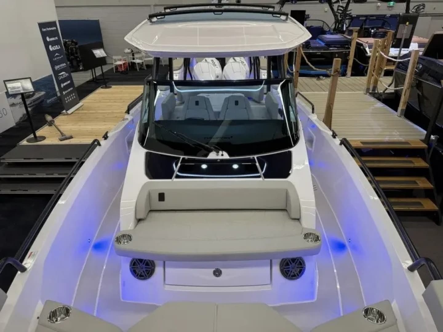 2026 Axopar 29 SUN TOP