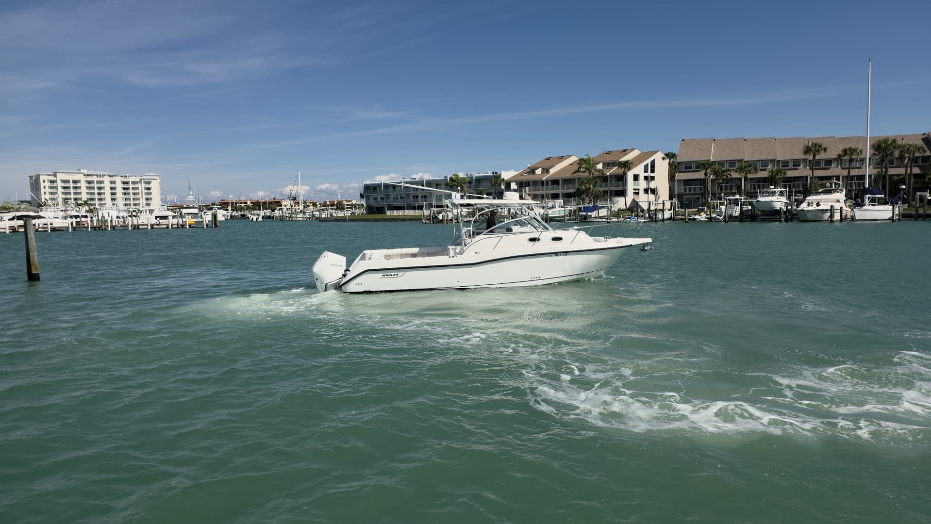 2007 Boston Whaler 305 Conquest