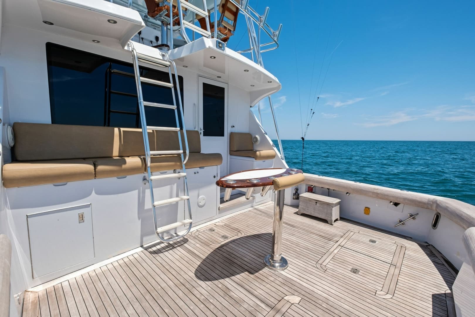 1998 Hatteras Sport Fisherman