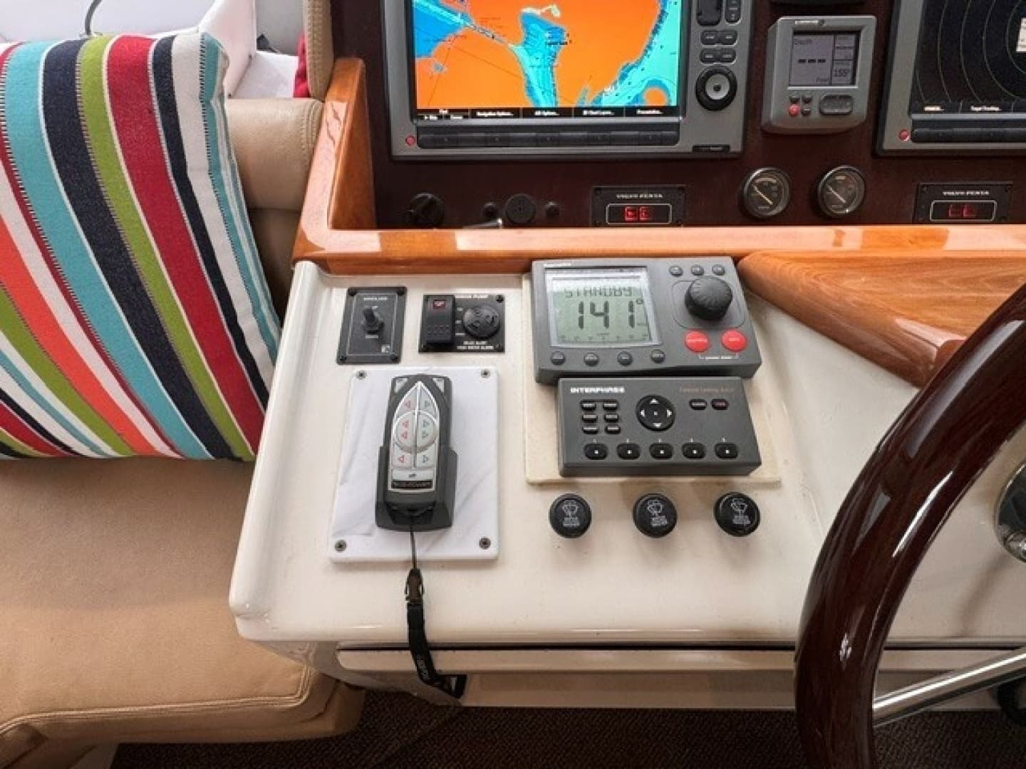 2001 Navigator Pilothouse
