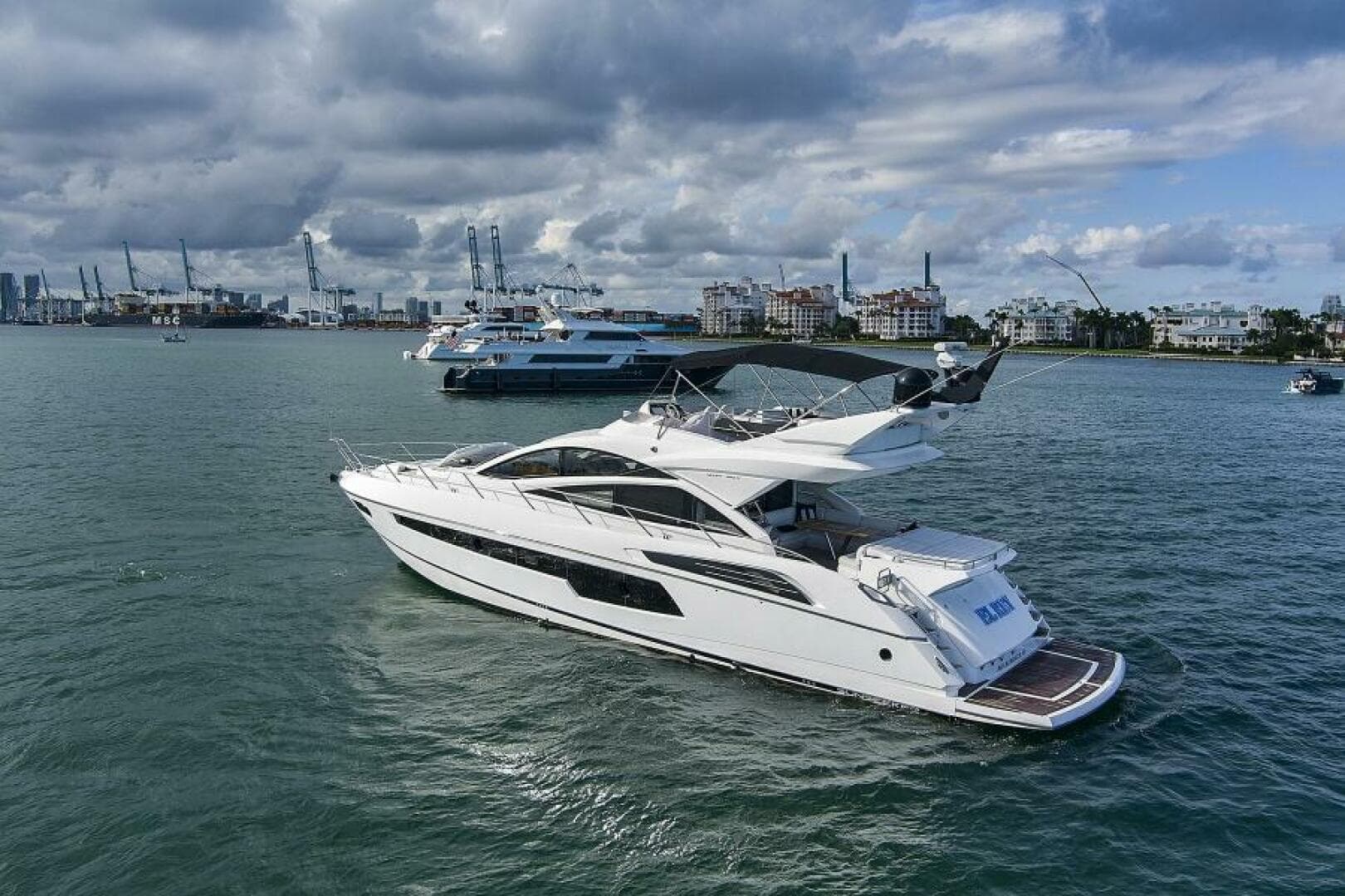 2015 Sunseeker Sport Yacht