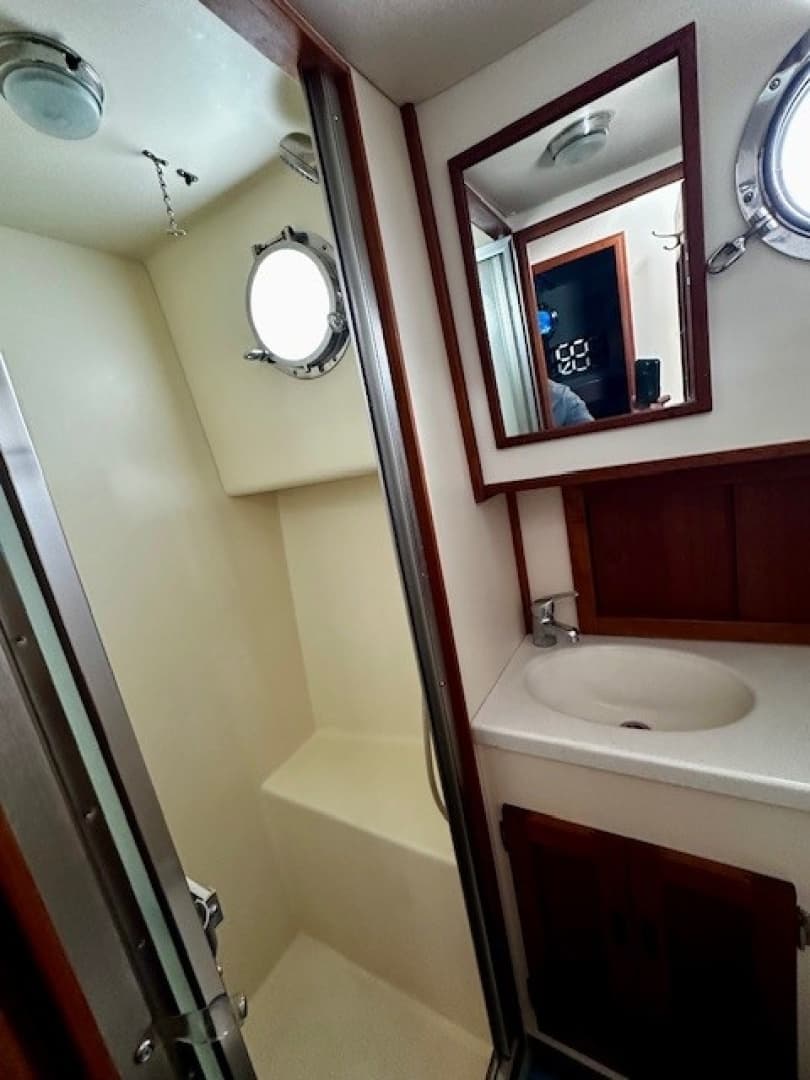 2006 Nordic Tugs 37