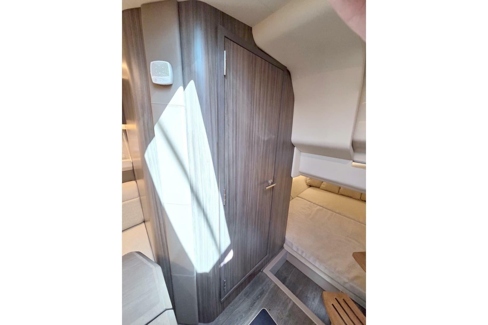 2021 Sea Ray SLX 400 Outboard