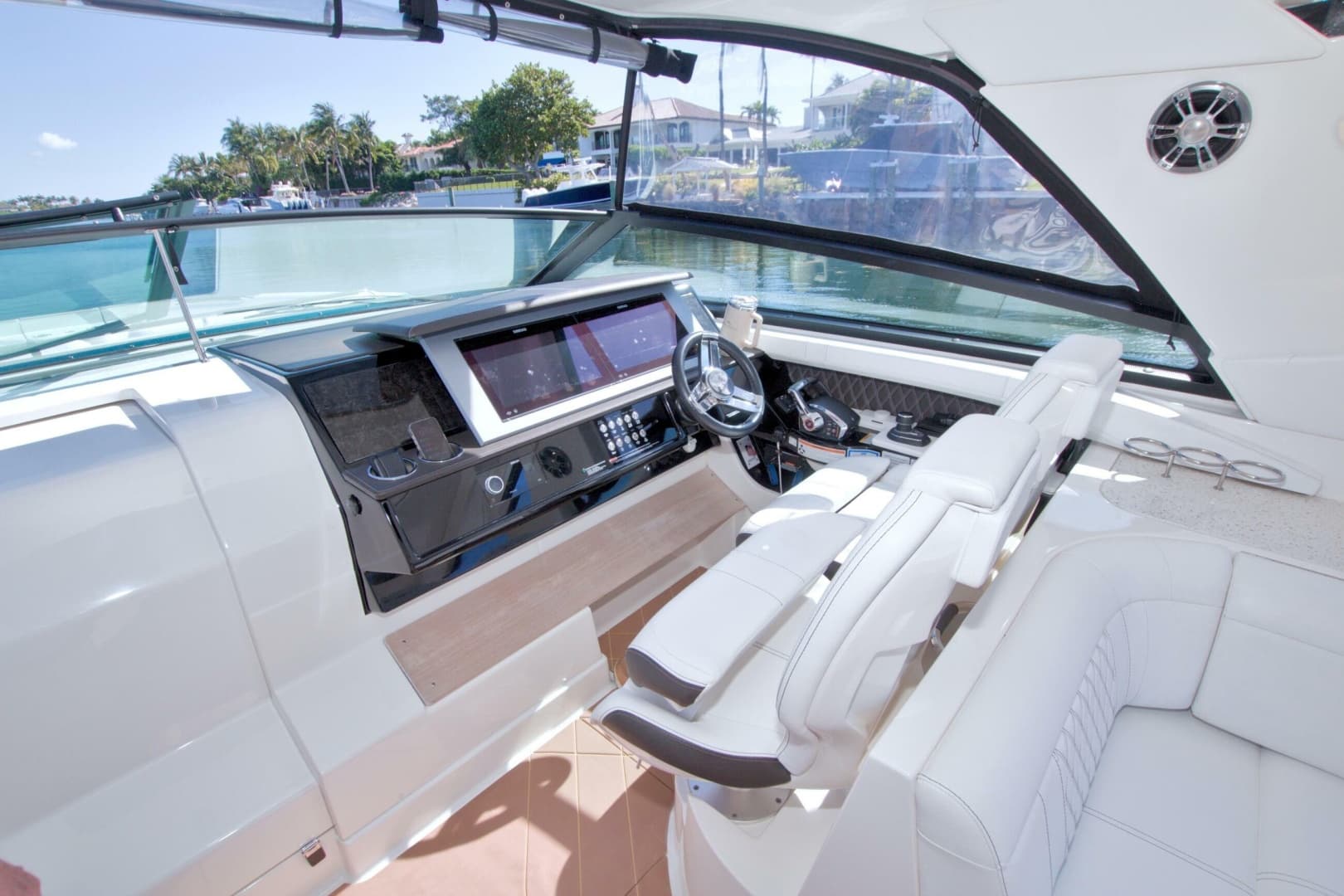 2021 Sea Ray SLX 400 Outboard
