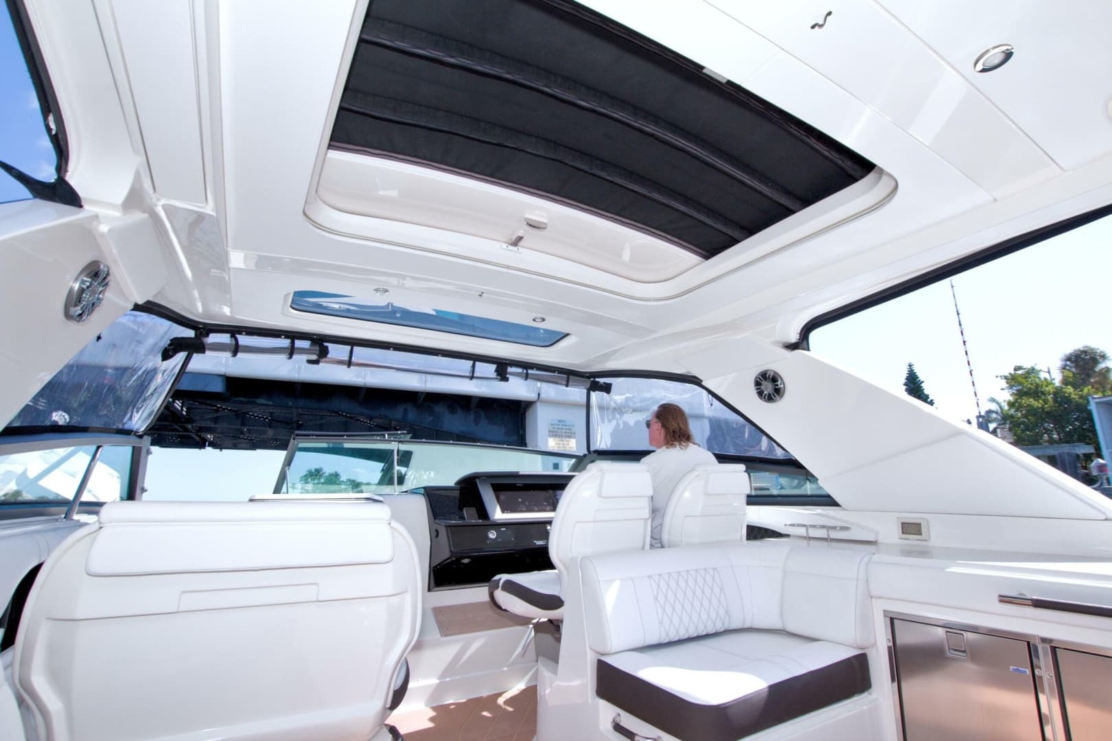 2021 Sea Ray SLX 400 Outboard