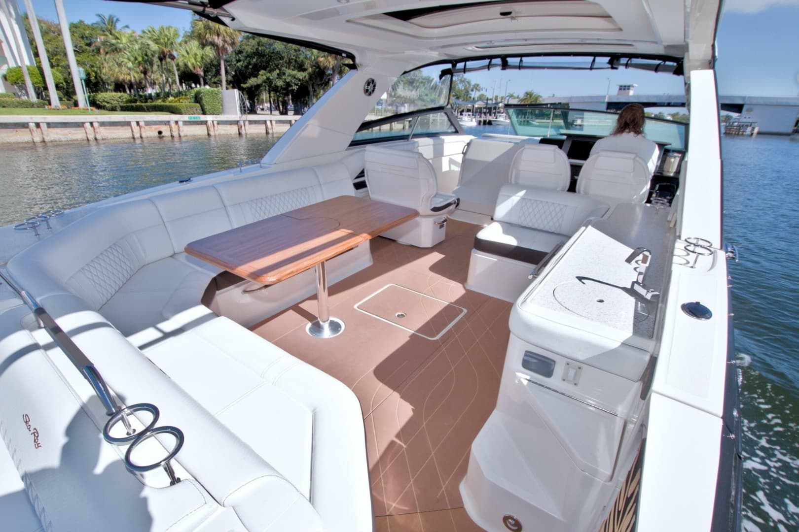 2021 Sea Ray SLX 400 Outboard