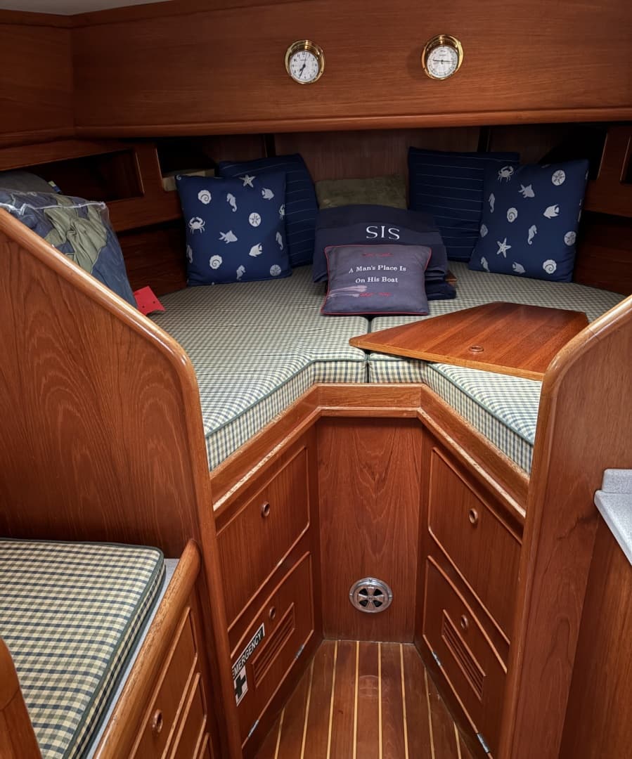 2000 Little Harbor 36 Express