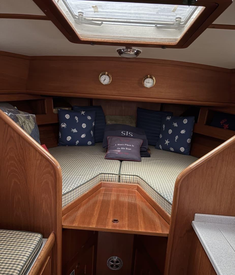 2000 Little Harbor 36 Express