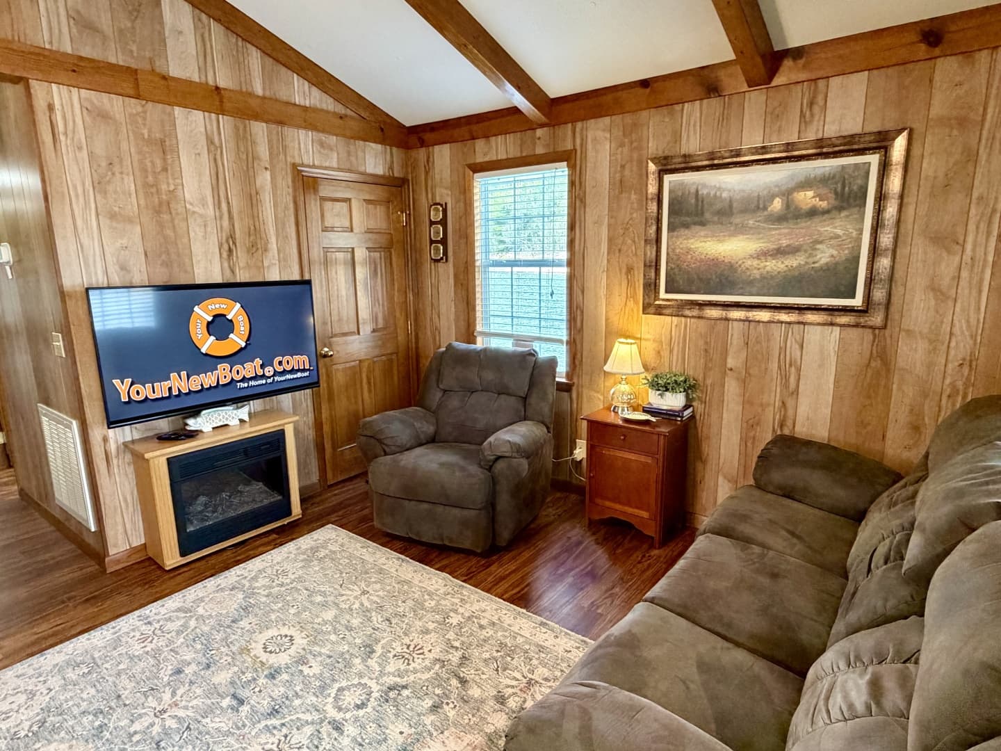 2002 Custom 20 x 53 Floating Cabin - Approx 999/sqft
