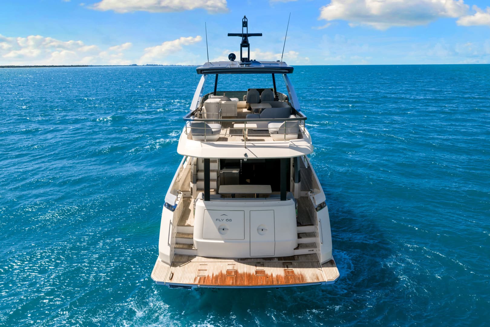 2025 Azimut 68 FLY