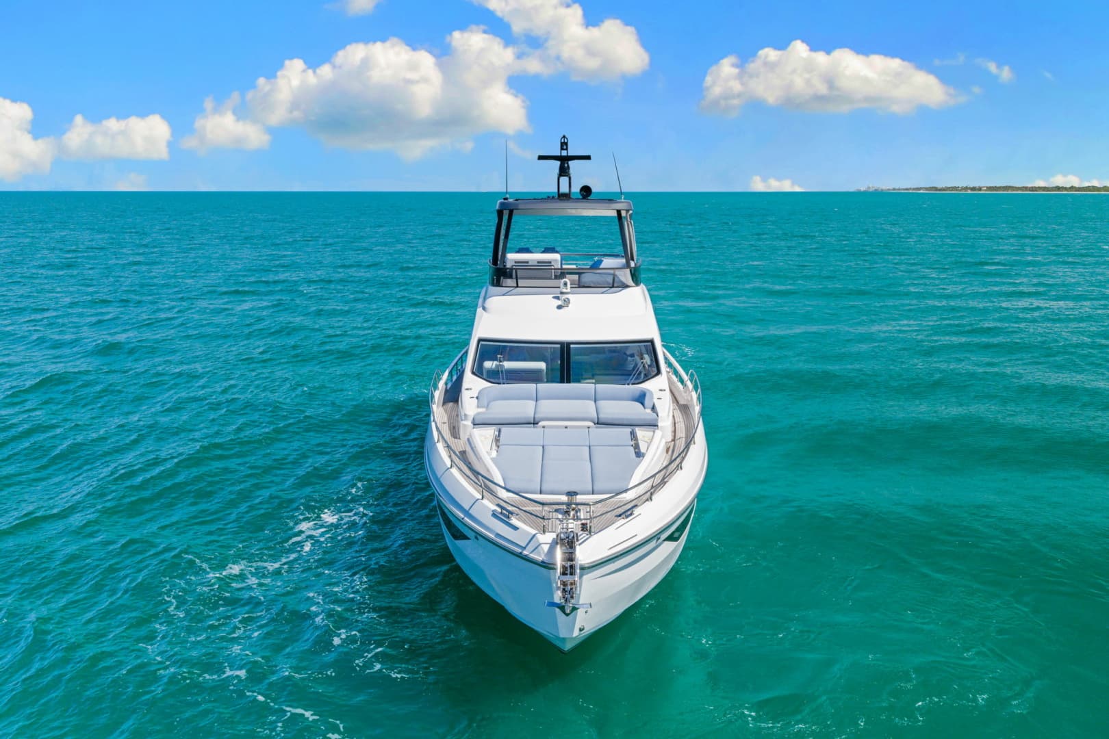 2025 Azimut 68 FLY