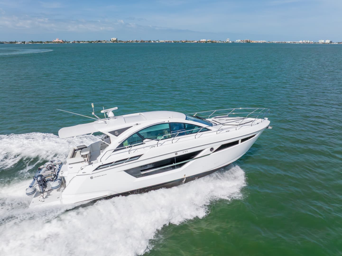 2018 Cruisers Yachts 50 CANTIUS