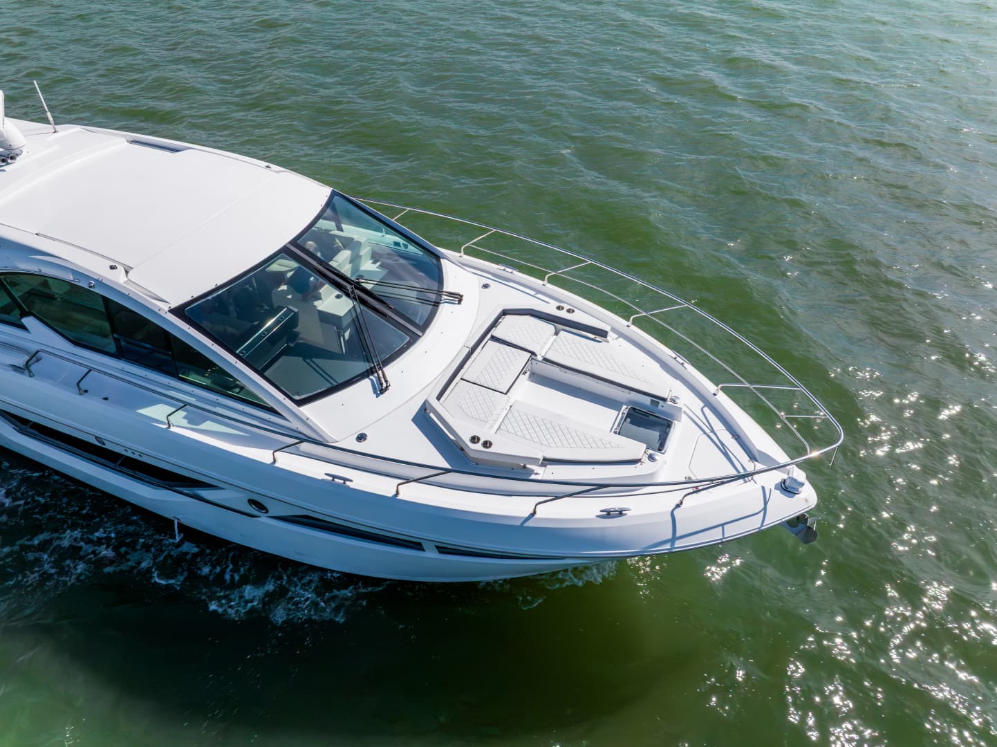 2018 Cruisers Yachts 50 CANTIUS