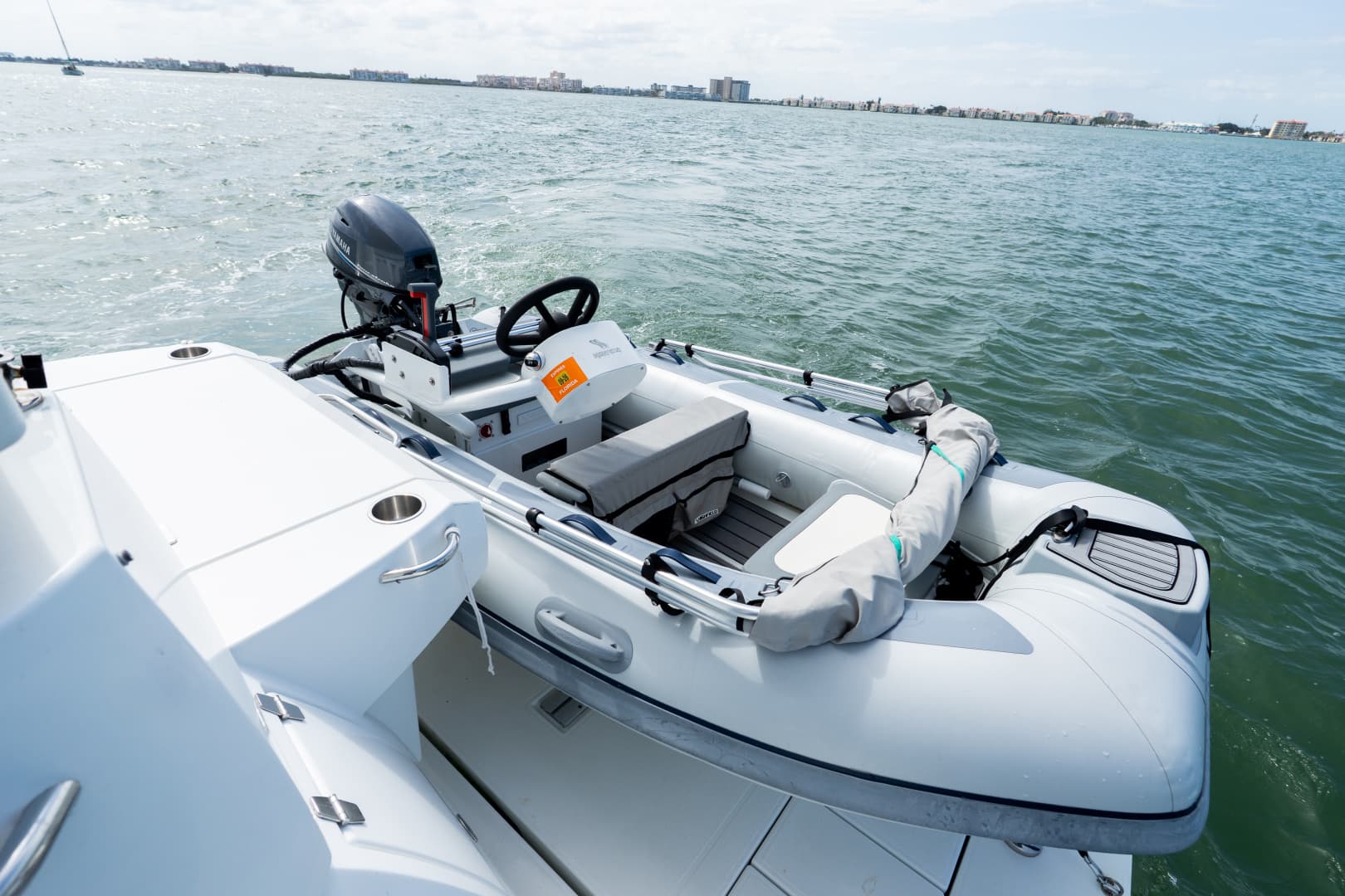 2018 Cruisers Yachts 50 CANTIUS
