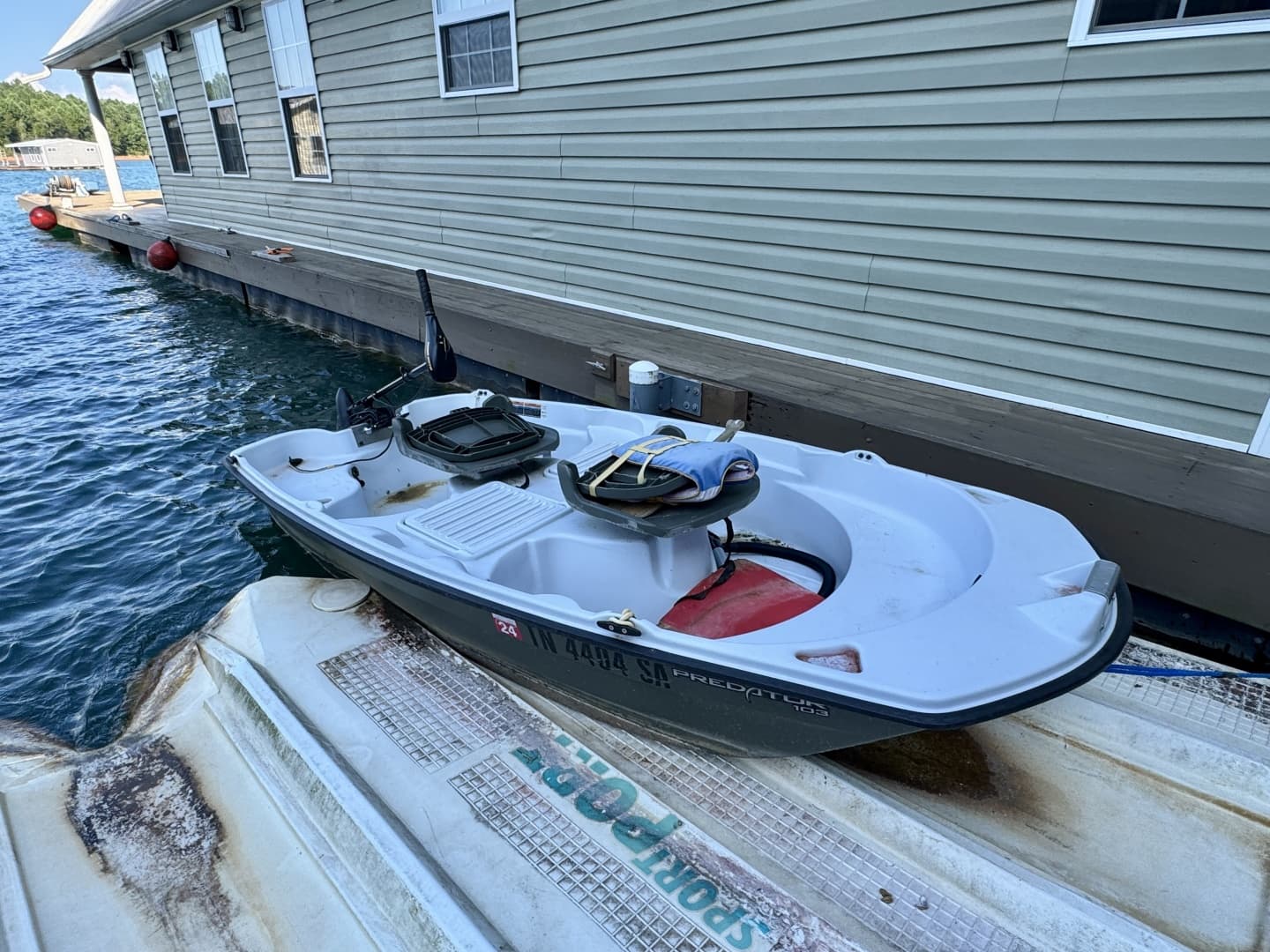 2006 Custom 20 x 43 Floating Cabin - Approx 812sqft