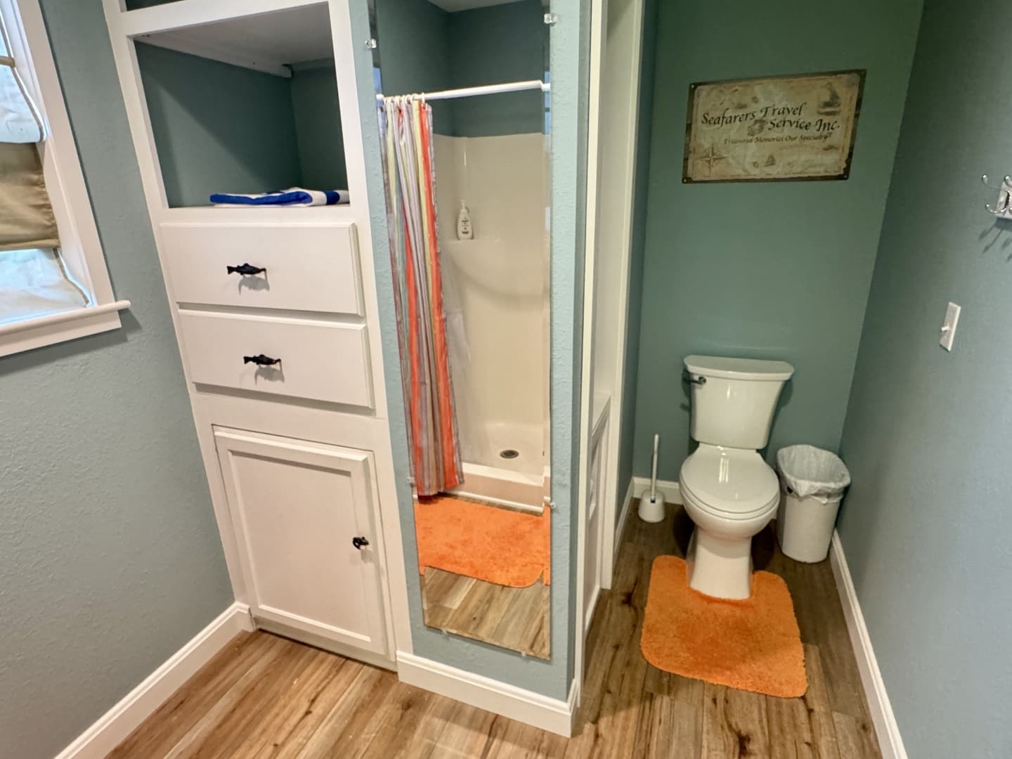 2006 Custom 20 x 43 Floating Cabin - Approx 812sqft