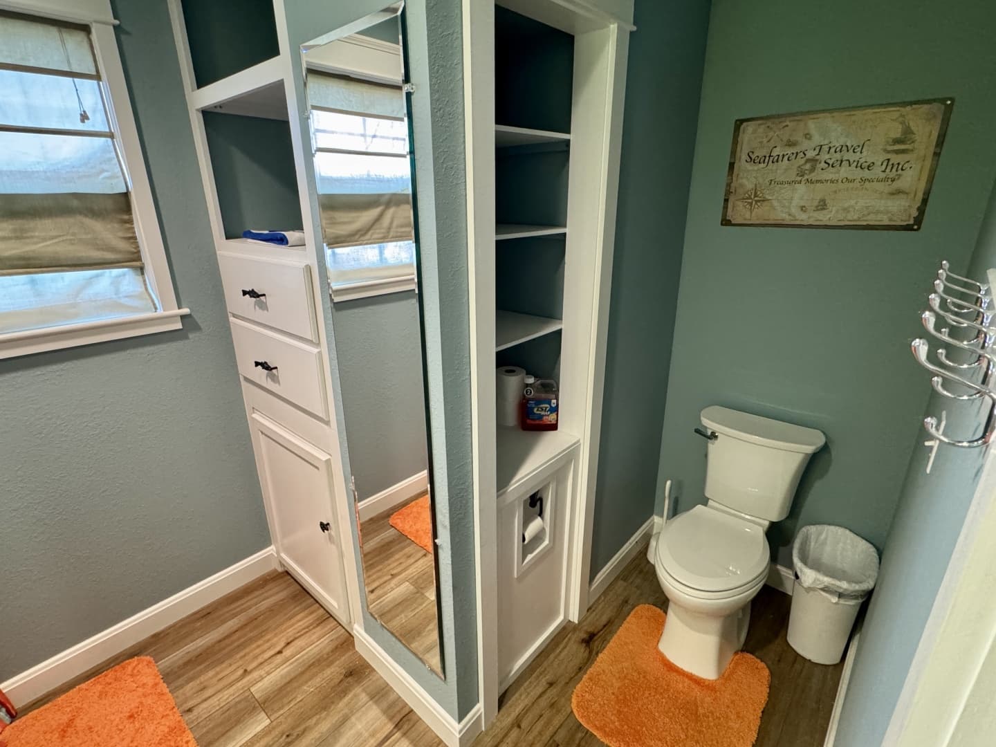 2006 Custom 20 x 43 Floating Cabin - Approx 812sqft