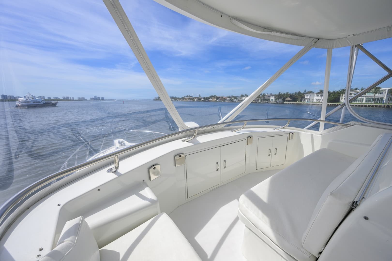 Hatteras 46 - Headwinds