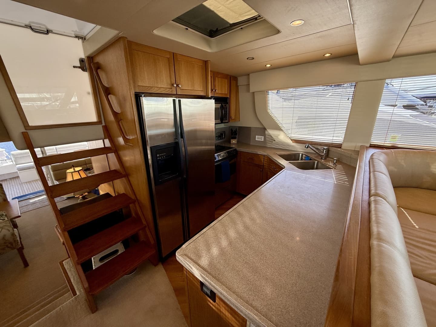 2001 Pacific Mariner 