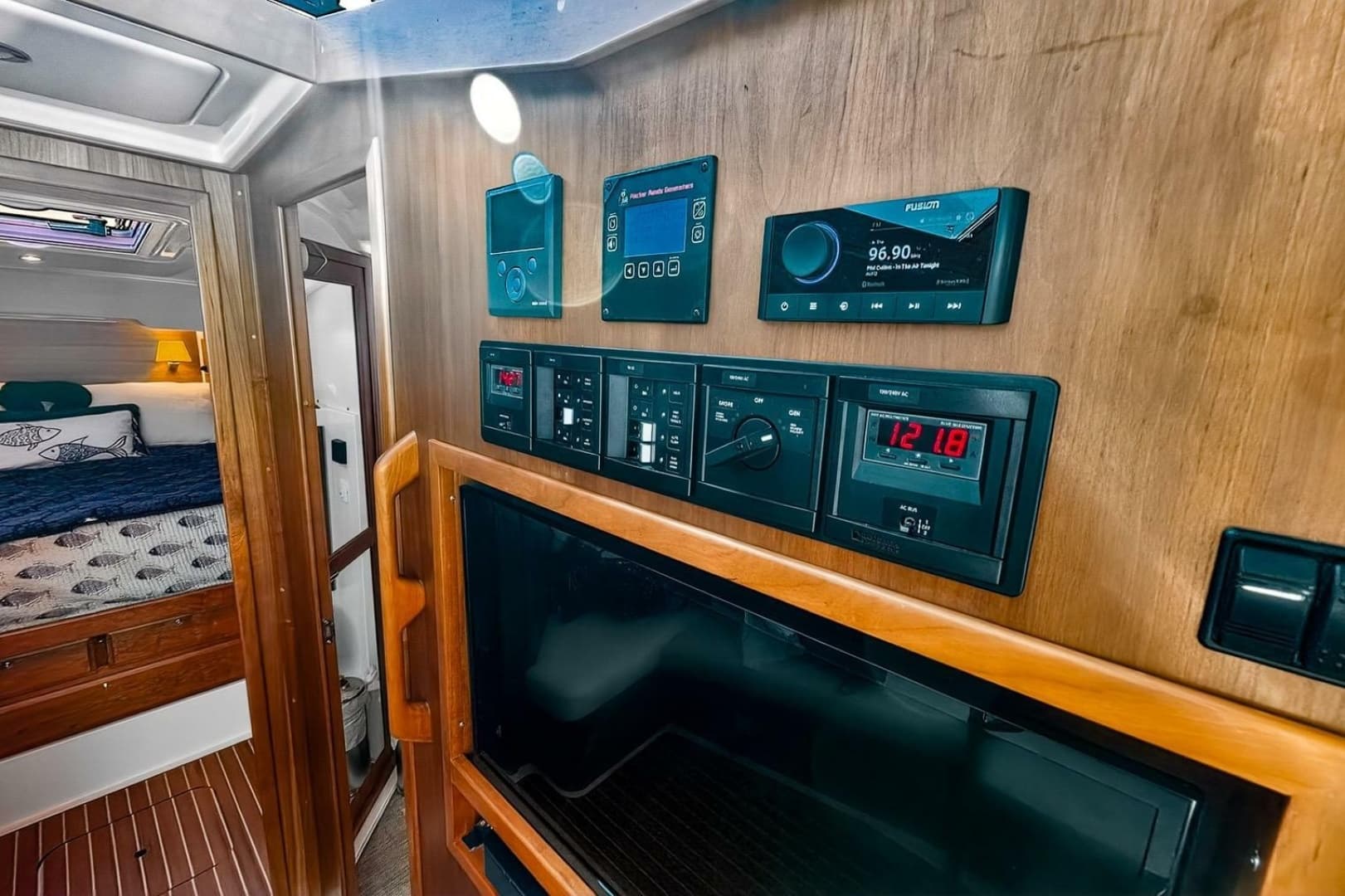 2024 Back Cove 390