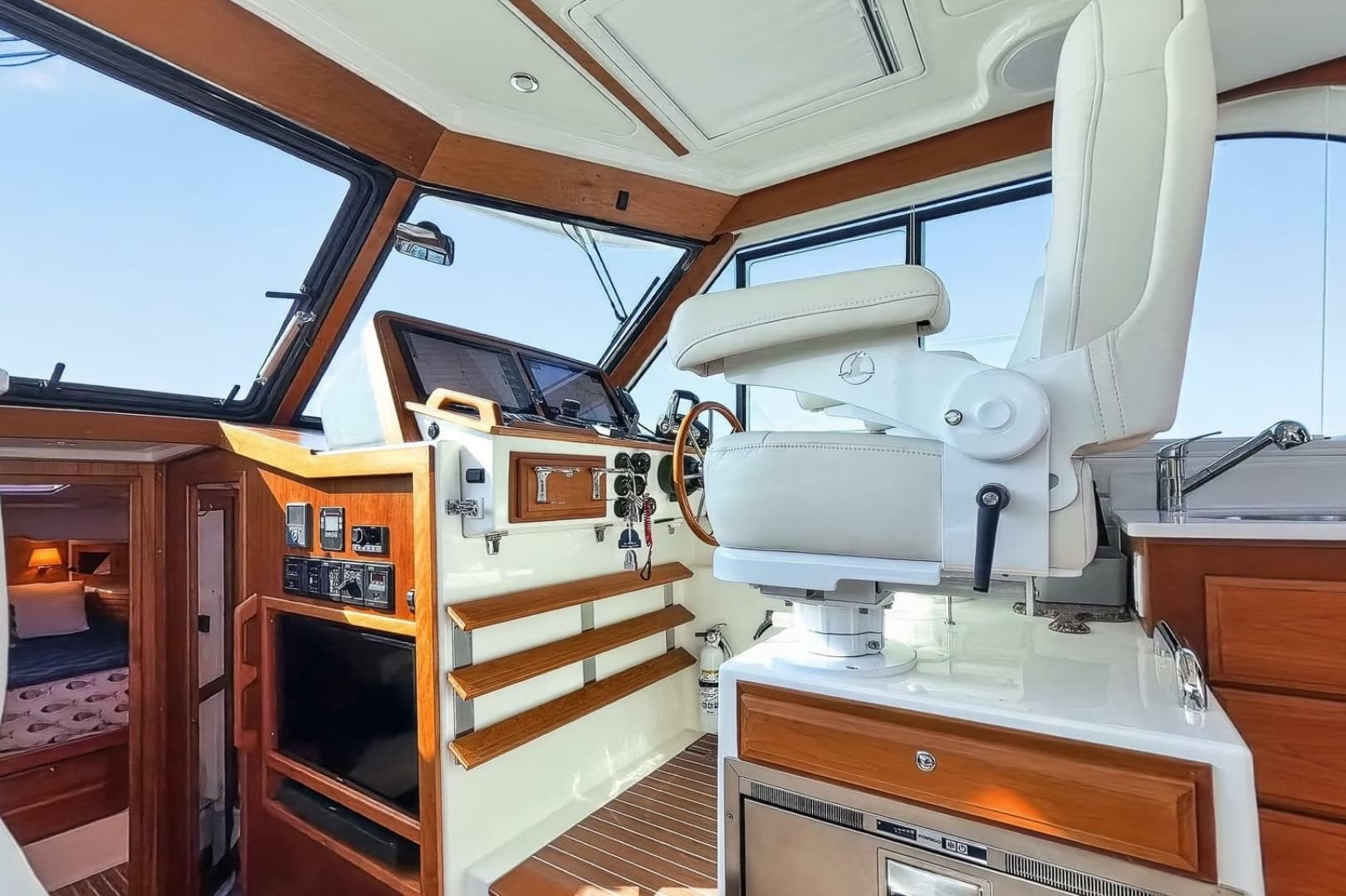 2024 Back Cove 390