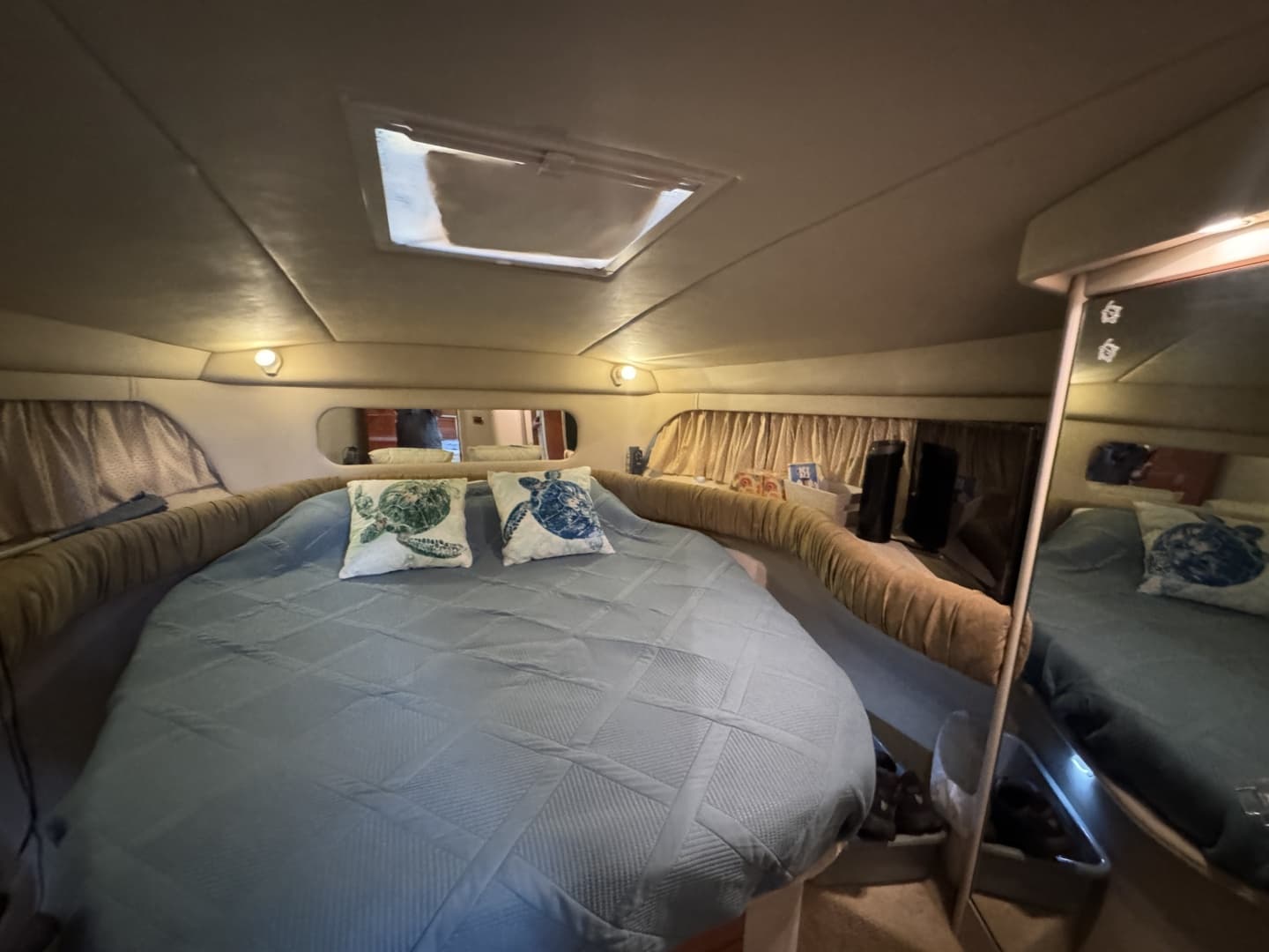 2001 Sea Ray 380 Aft Cabin
