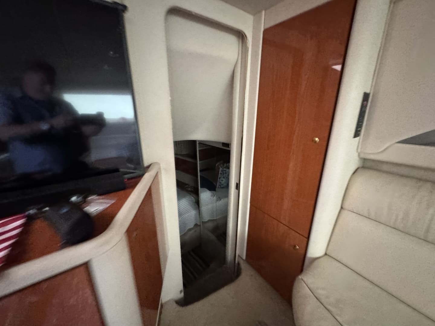 2001 Sea Ray 380 Aft Cabin