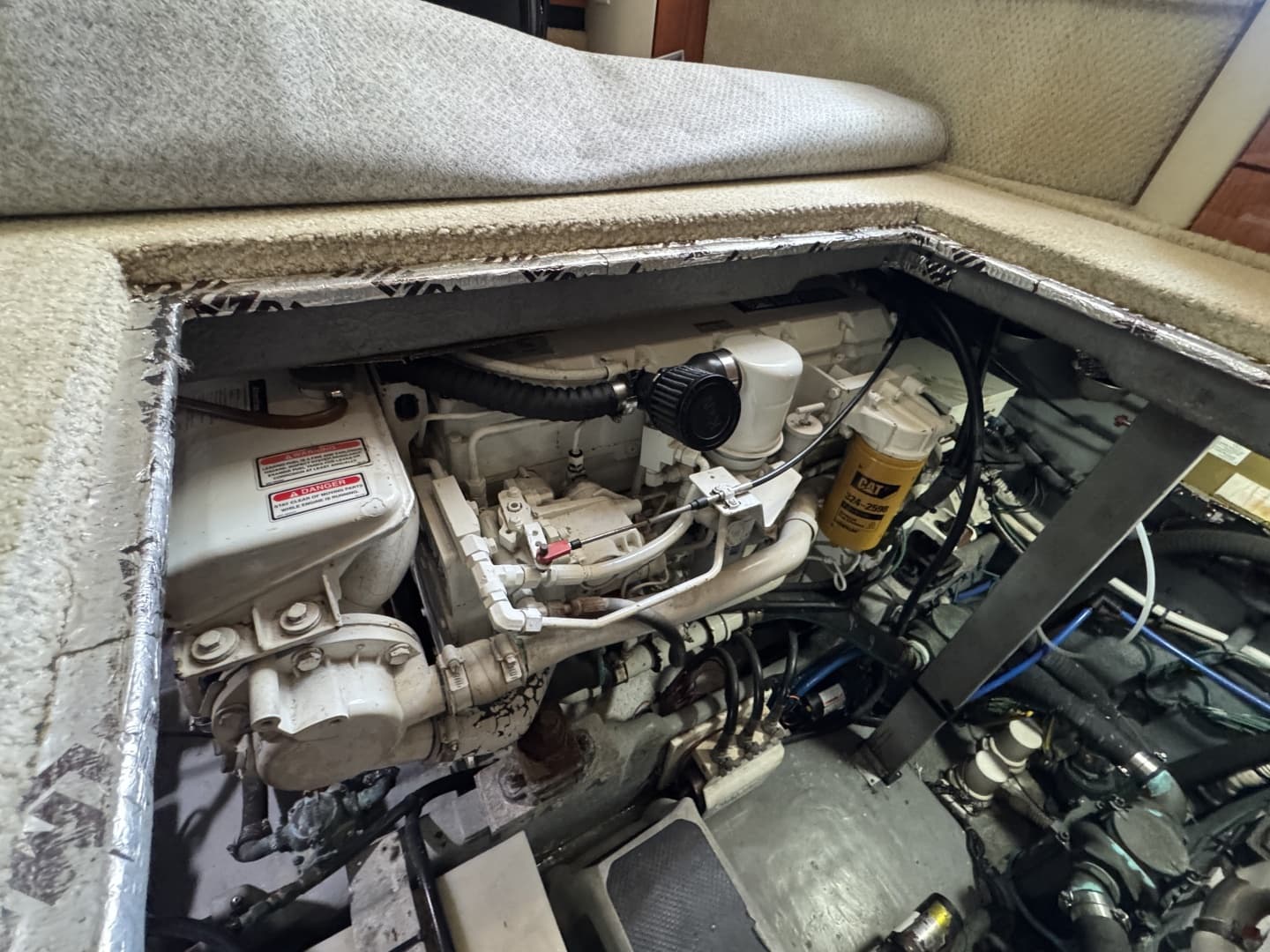 2001 Sea Ray 380 Aft Cabin
