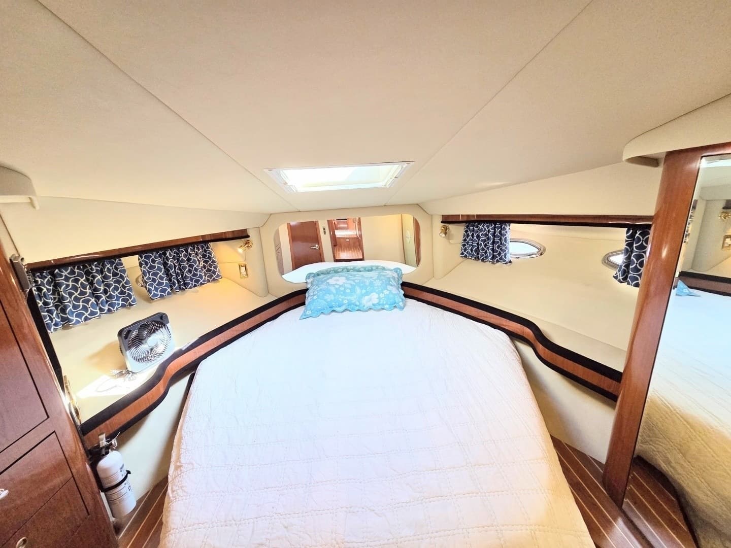 2002 Sea Ray 480 Motor Yacht