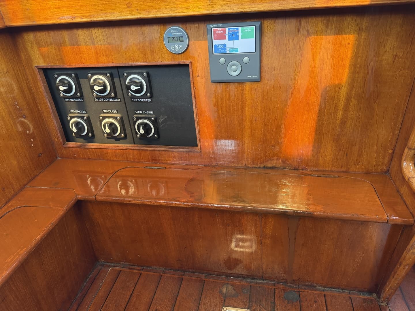 1977 Fisher 46