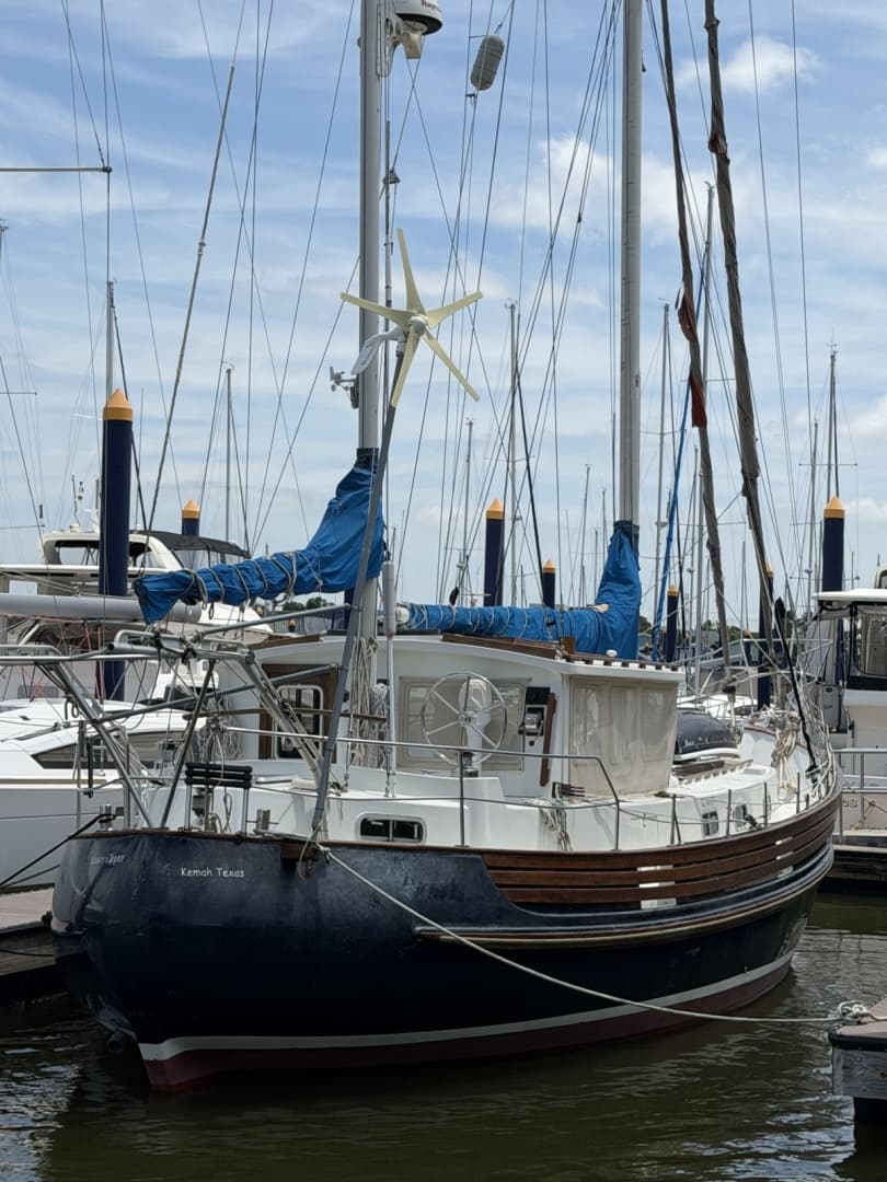 1977 Fisher 46