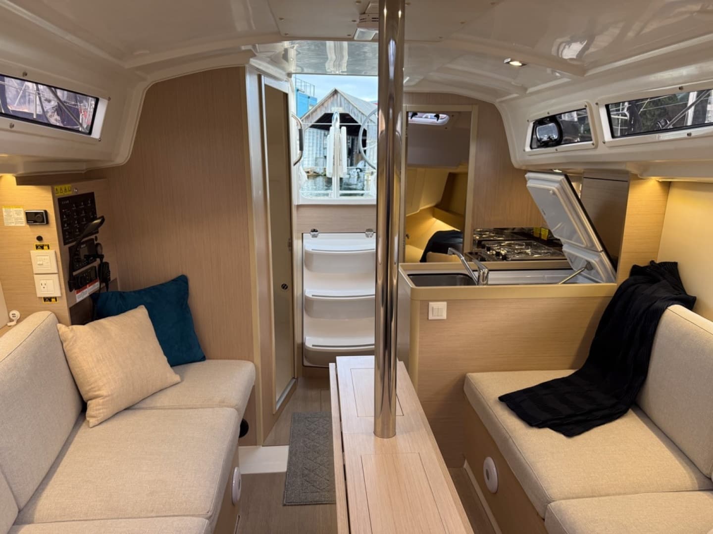 2023 Beneteau Oceanis 30.1
