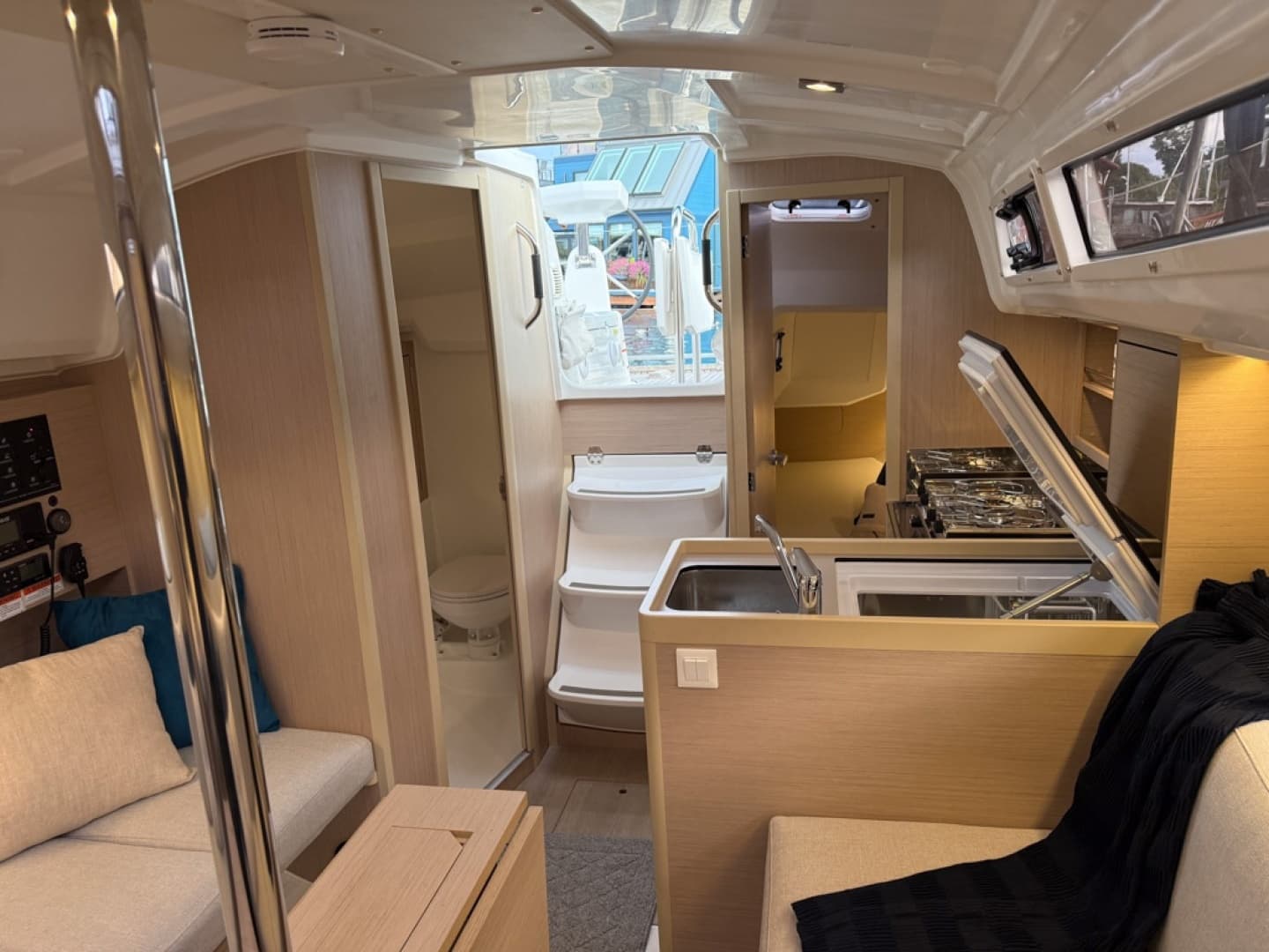 2023 Beneteau Oceanis 30.1