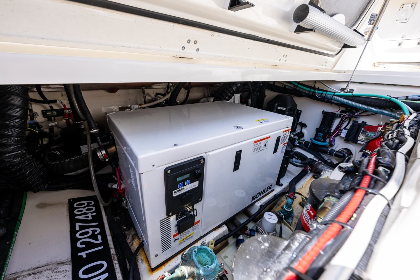 2019 Boston Whaler 345 Conquest
