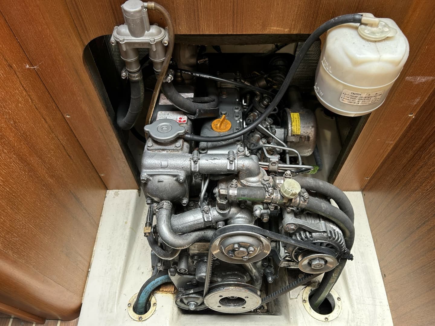 2004 Hunter 36