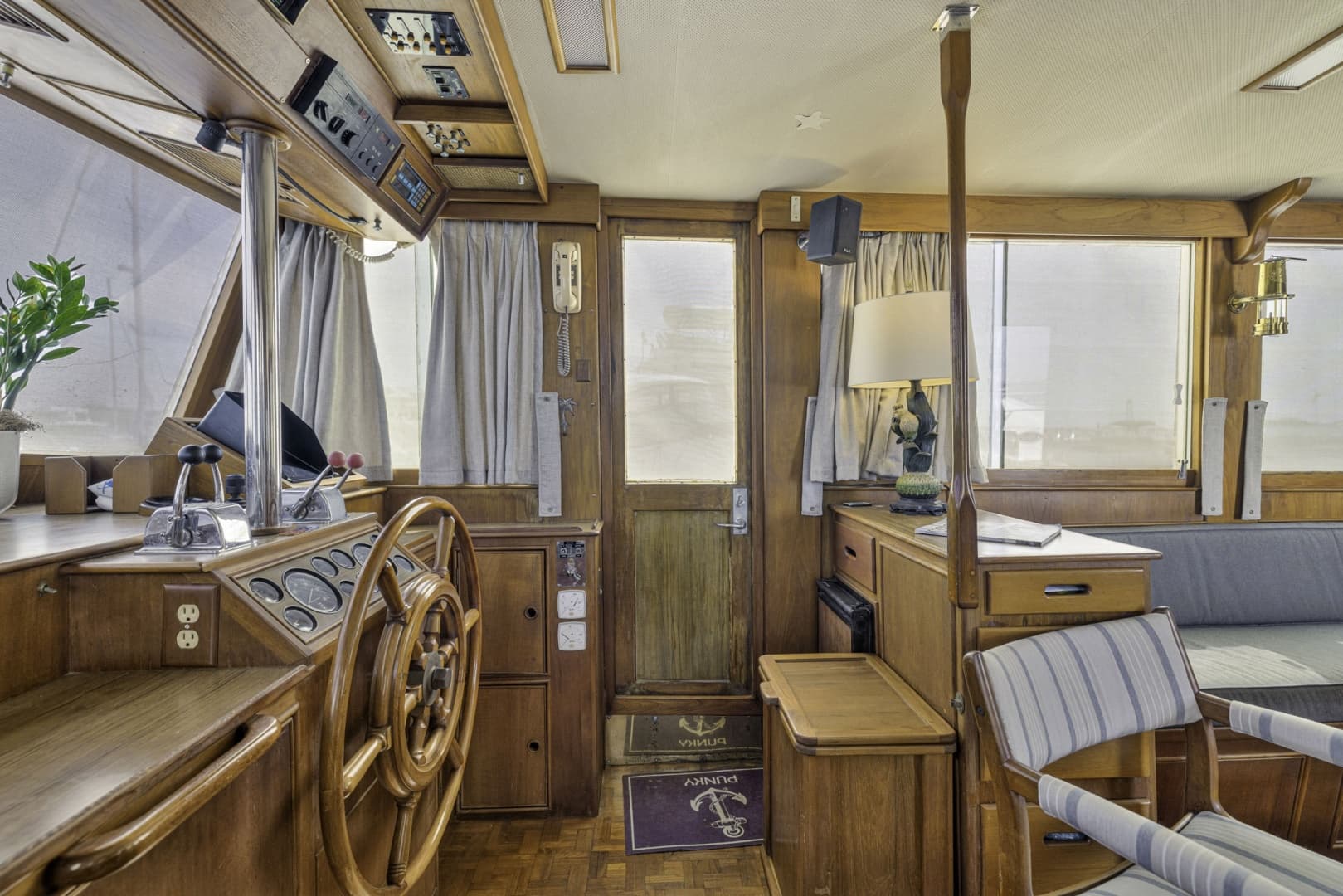 1983 Grand Banks 49 Classic