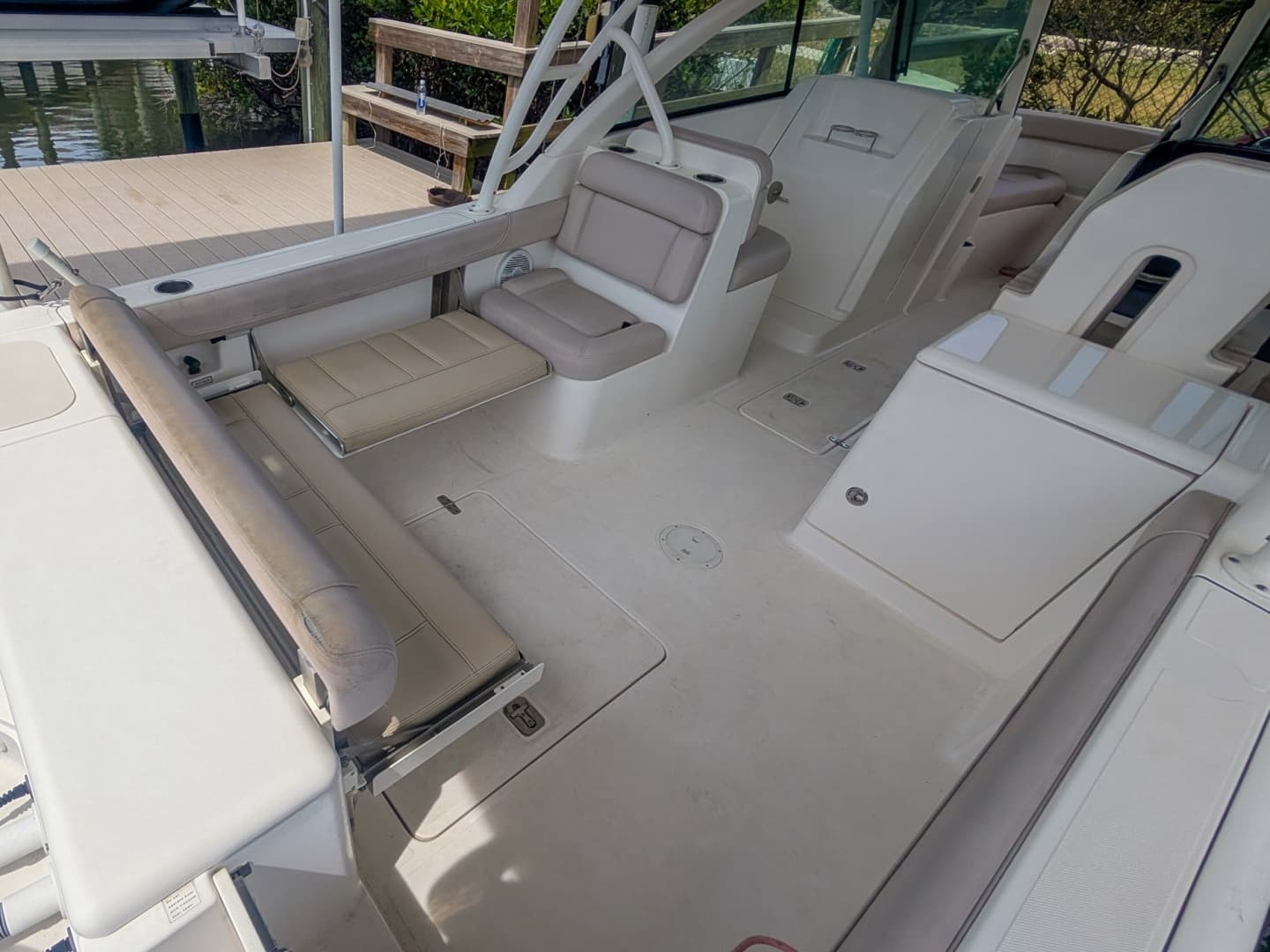 2015 Pursuit DC 265 Dual Console