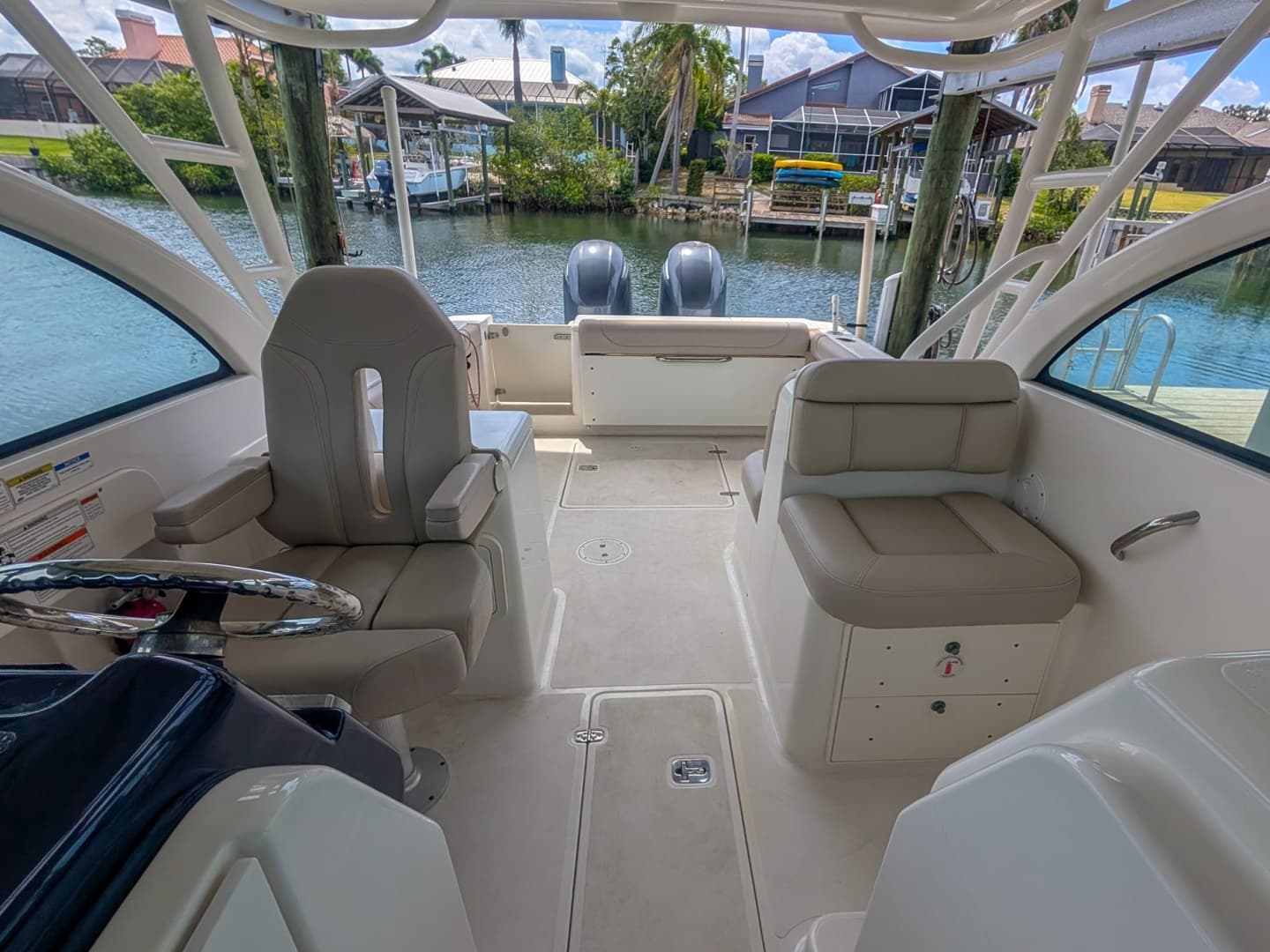 2015 Pursuit DC 265 Dual Console