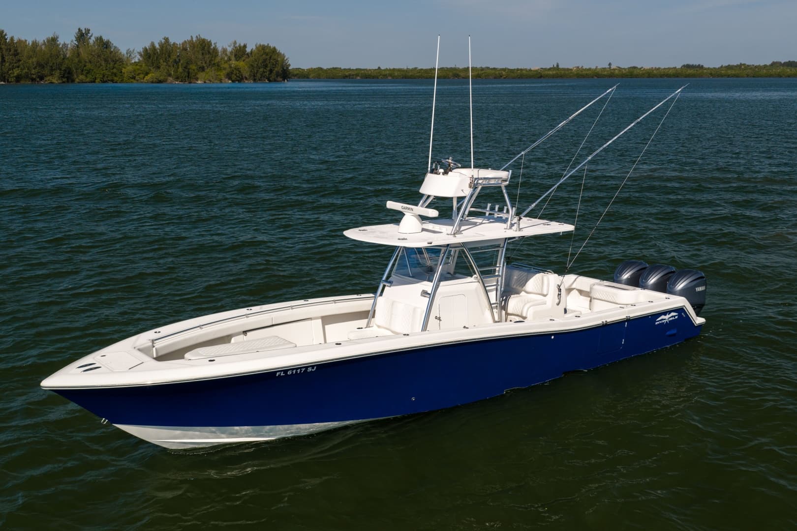 2015 Invincible 